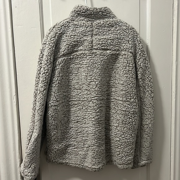 Thread & Supply Wubbly Fleece Pullover - with pockets! - Picture 2 of 7